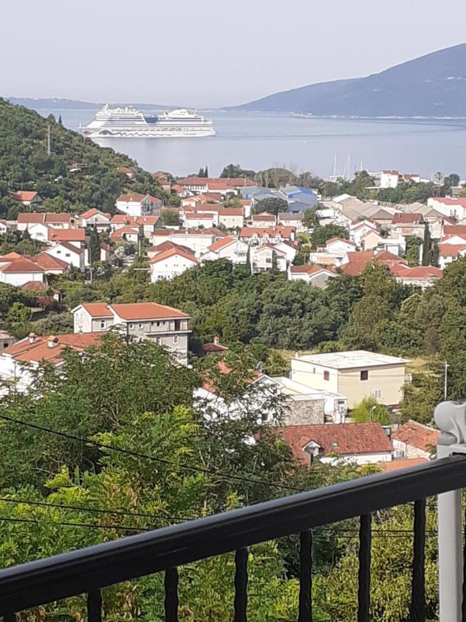Guest House Cvoro Herceg Novi Eksteriør billede